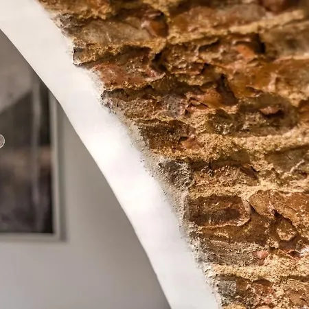 Alfama Guest Appartamento Lisbona